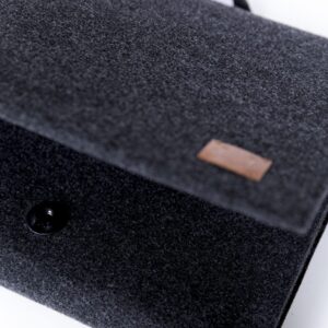 Hjo – Black