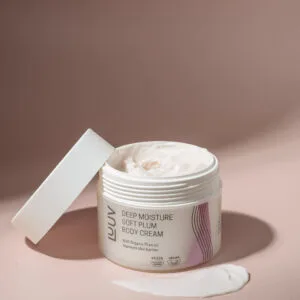 Natural Deeply Moisturizing Body Cream with Plum Oil, 200ml