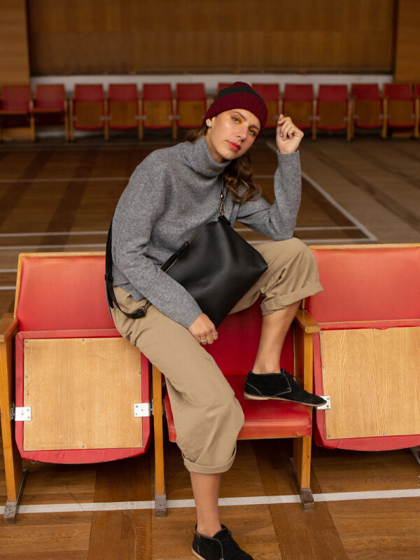 ROBIN Leather Handbag Large – Black