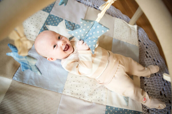 Small baby activity mat, 80×80 cm – Blue