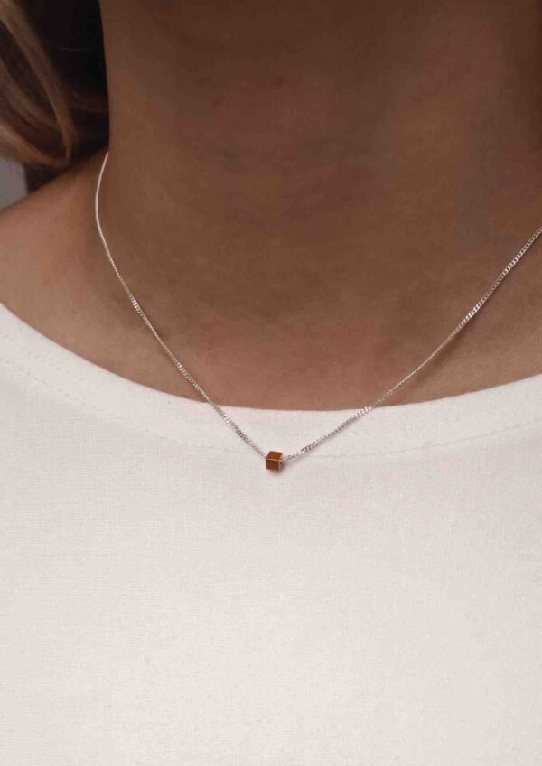 Box Necklace – Gold
