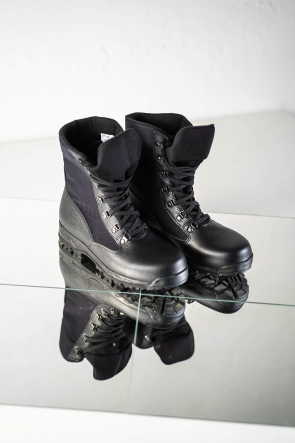 598 Desert Boots Davos – Black