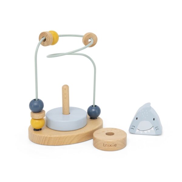 Wooden beads maze – Mr. Shark