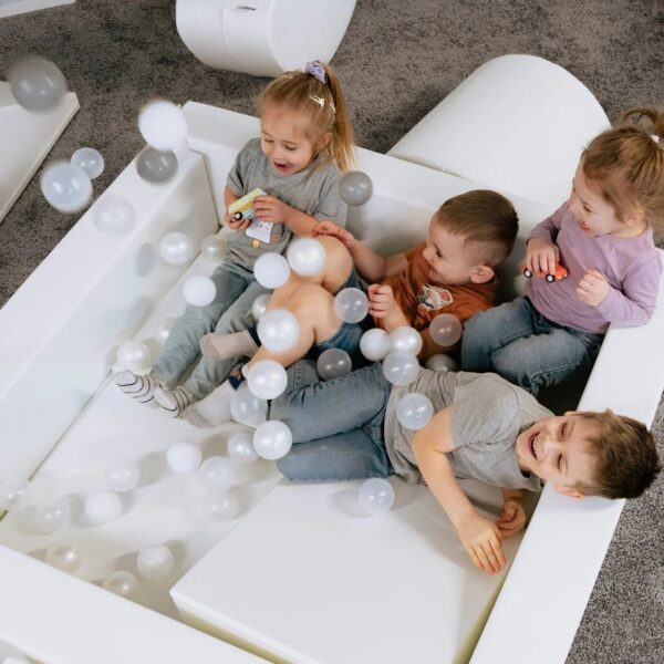 Soft Play Ball Pit – White