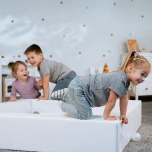 Soft Play Ball Pit – White