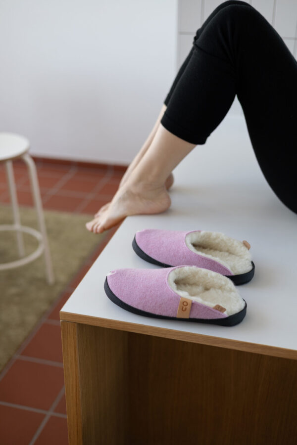 TOKU Brussels Slippers with Lambswool Lining – Light Pink
