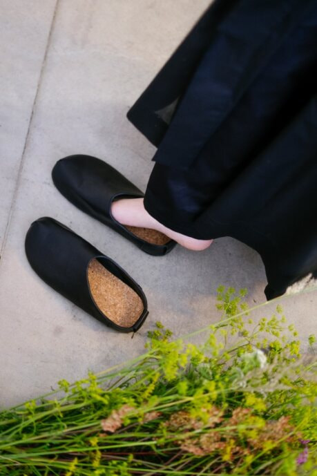 TOKU Kyoto Leather Slippers – Black