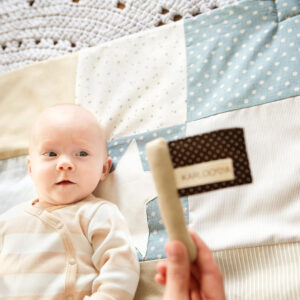 Baby Gift Set – Comfort Blanket & Rustling Flag Toy