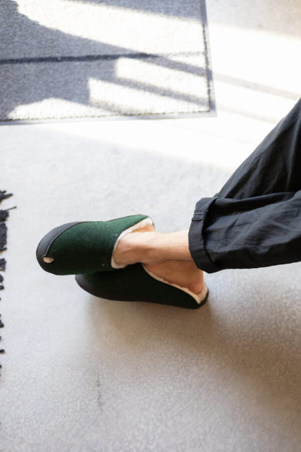 TOKU Brussels Slippers with Lambswool Lining – Dark Green