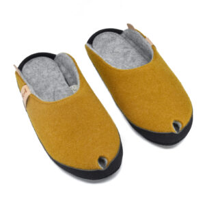 TOKU Brussels Lambswool Felt Slippers – Mustard Yellow
