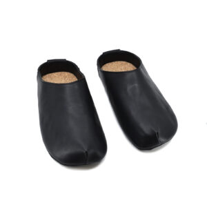 TOKU Kyoto Leather Slippers – Black