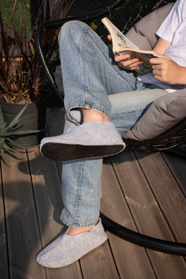 Tohkri Felt Slippers with Rubber Sole – Grey