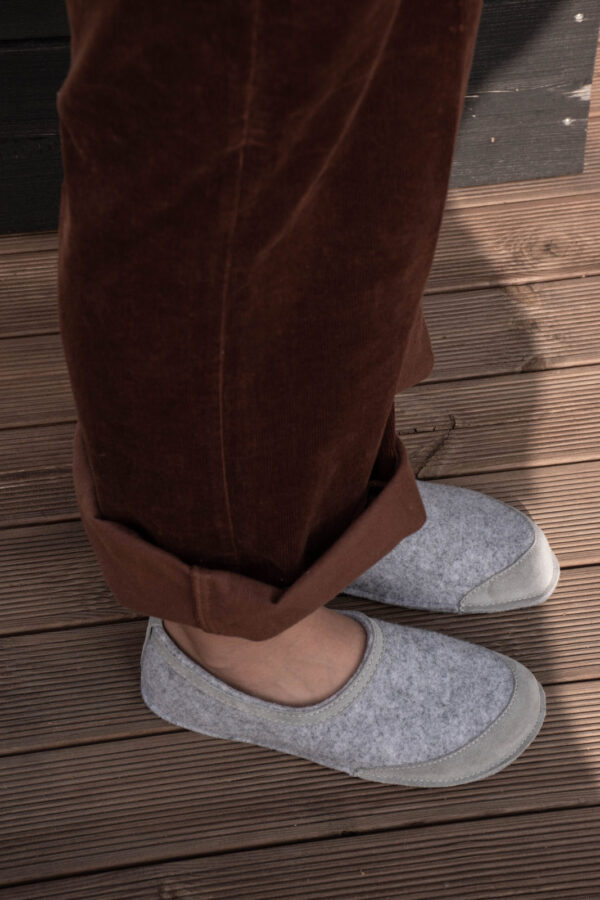 Barefoot Felt Indoor Slippers with Wide Toe Box