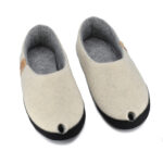 TOKU Budapest Wool Felt Slippers – Natural White