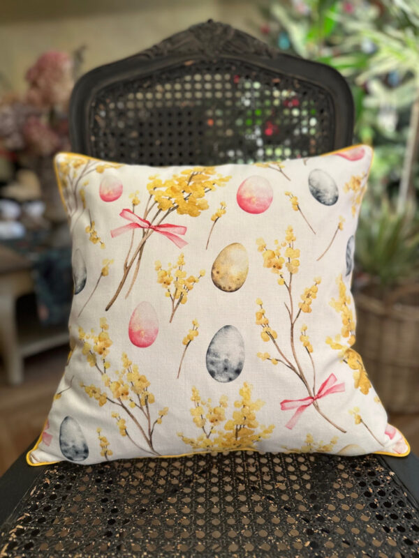 Pillowcase – Easter Happy