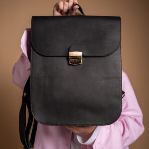 Natural Leather Saddle Backpack – Black