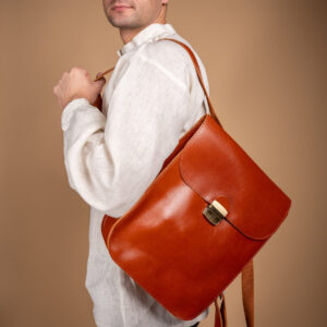 Natural Leather Saddle Backpack – Light Brown