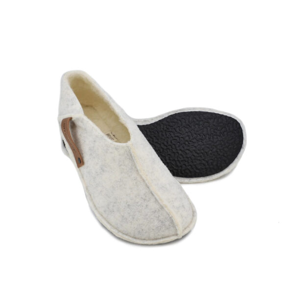Tohkri Lambswool-Lined Felt Slippers – White
