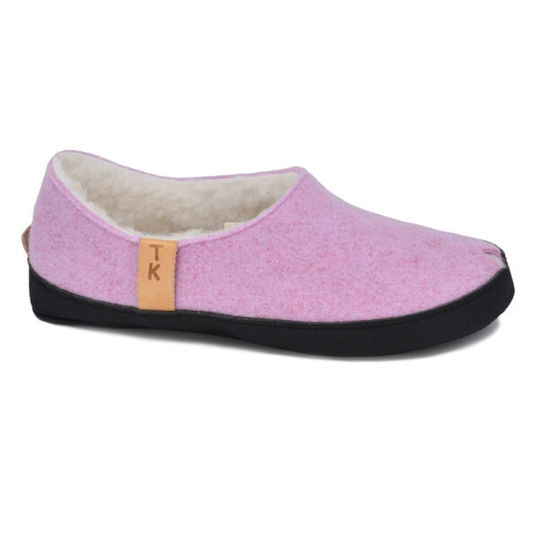 TOKU Budapest Slippers with Lambswool Lining – Light Pink
