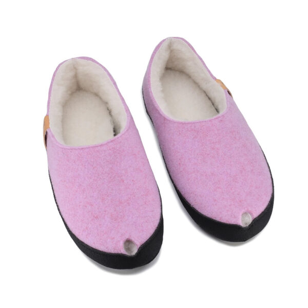 TOKU Budapest Slippers with Lambswool Lining – Light Pink