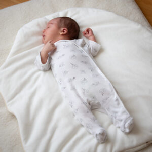Bow Baby Sleeping Bag & Blanket – Beige / White, 0–6 Months