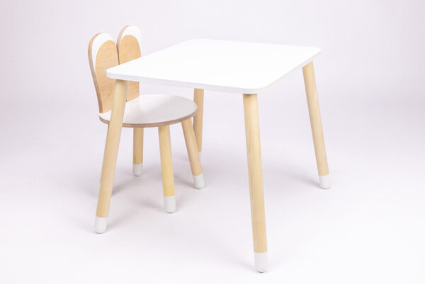 Bunny Kids’ Table