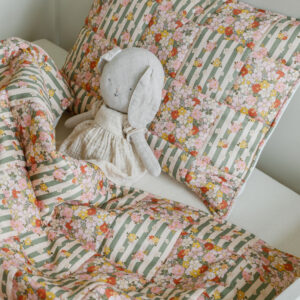 Quilted Patchwork Blanket & Pillow Set – Green Garden, 95 × 135 cm