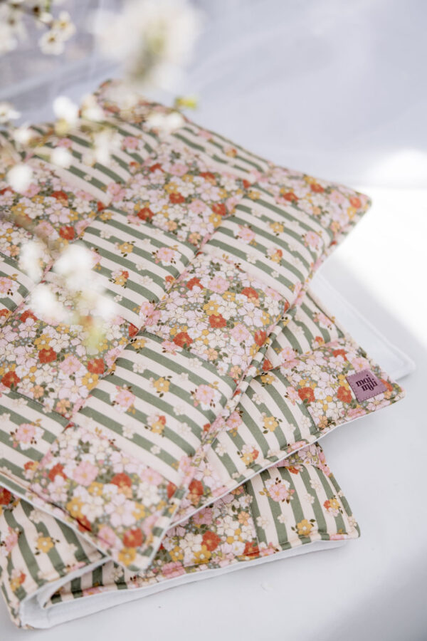 Quilted Patchwork Blanket & Pillow Set – Green Garden, 95 × 135 cm