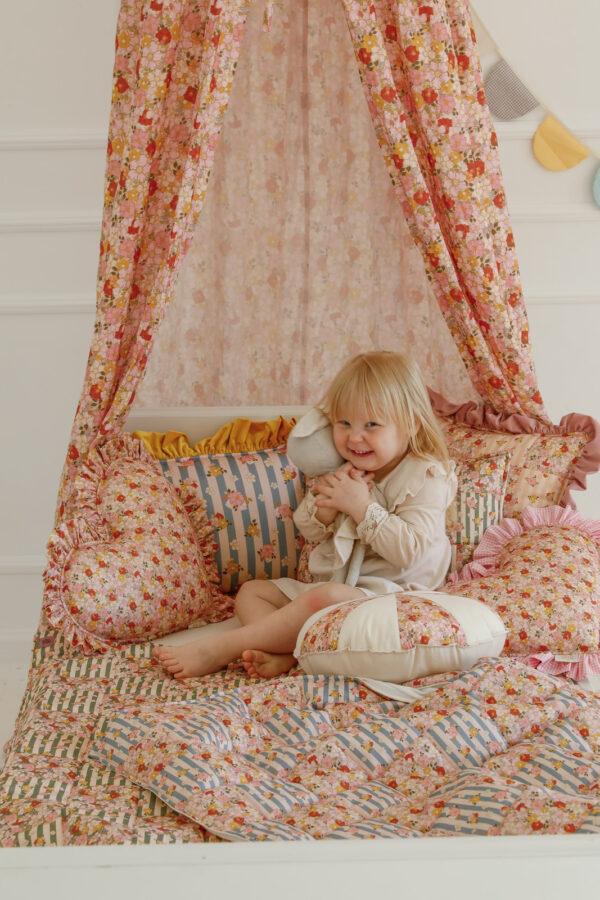 Quilted Patchwork Blanket & Pillow Set – Green Garden, 95 × 135 cm