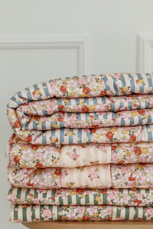 Quilted Patchwork Blanket & Pillow Set, Large – Summer Garden