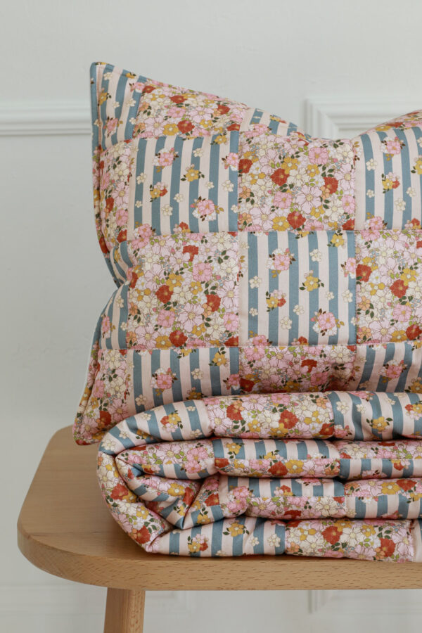 Quilted Patchwork Blanket & Pillow Set, Large – Summer Garden