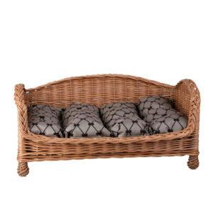 Erivia Wicker Pet Basket – 64 × 42 cm, Grey & Black Cushion