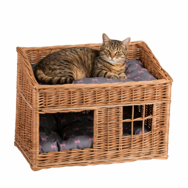 Estrella Two-Level Wicker Cat House with Cushions