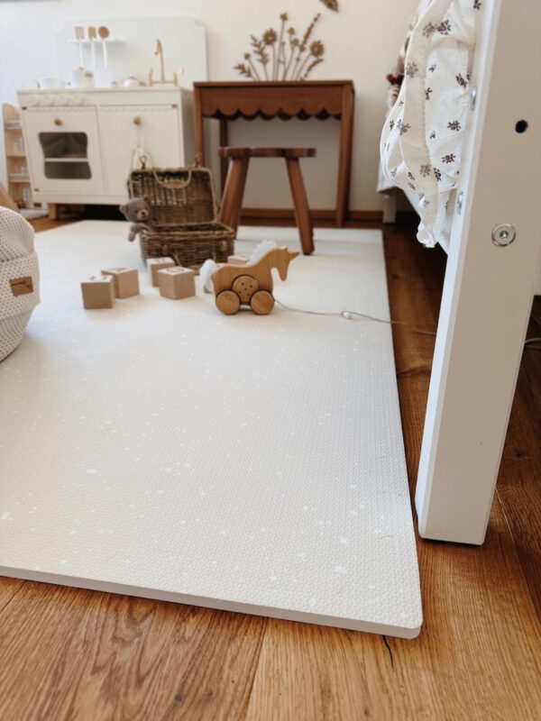 Foam Puzzle Playmat – Spots Cashmere, 120 × 180 cm