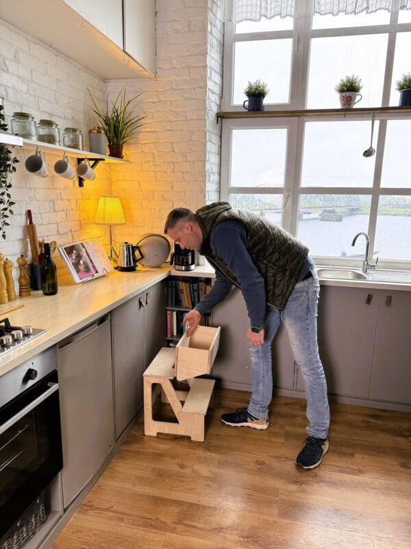 Folding Kitchen Helper & Climbing Seat