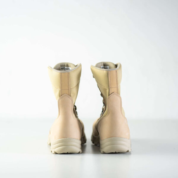 598 Desert Boots – Beige