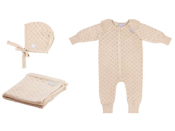 LOVE Gift Set For Baby – Blanket, Romper and Bonnet