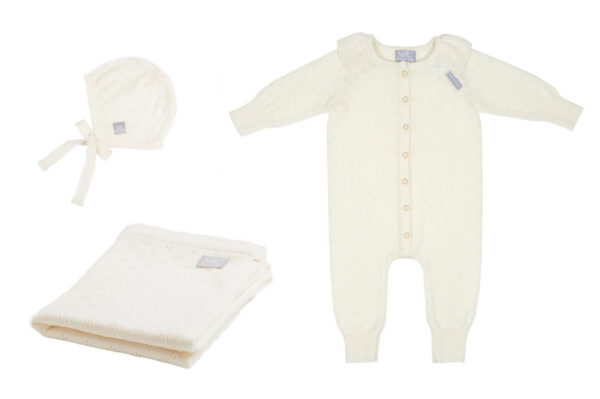 LOVE Gift Set For Baby – Blanket, Romper and Bonnet