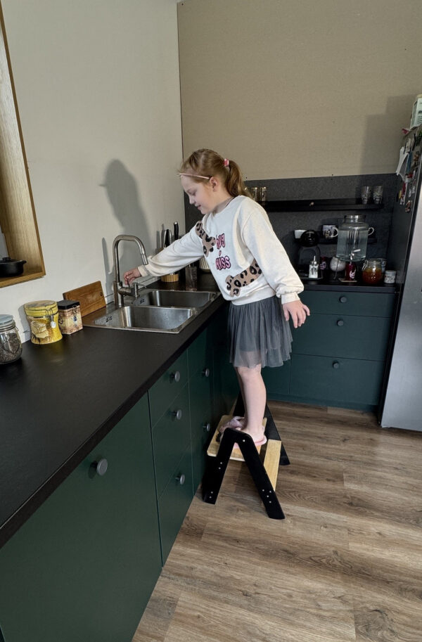 Space-Saving Kids’ Step Stool