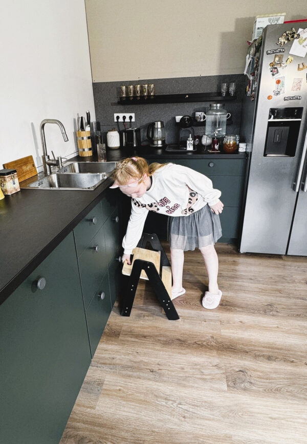 Space-Saving Kids’ Step Stool