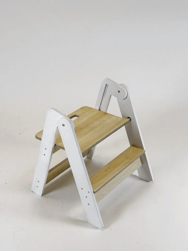 Space-Saving Kids’ Step Stool