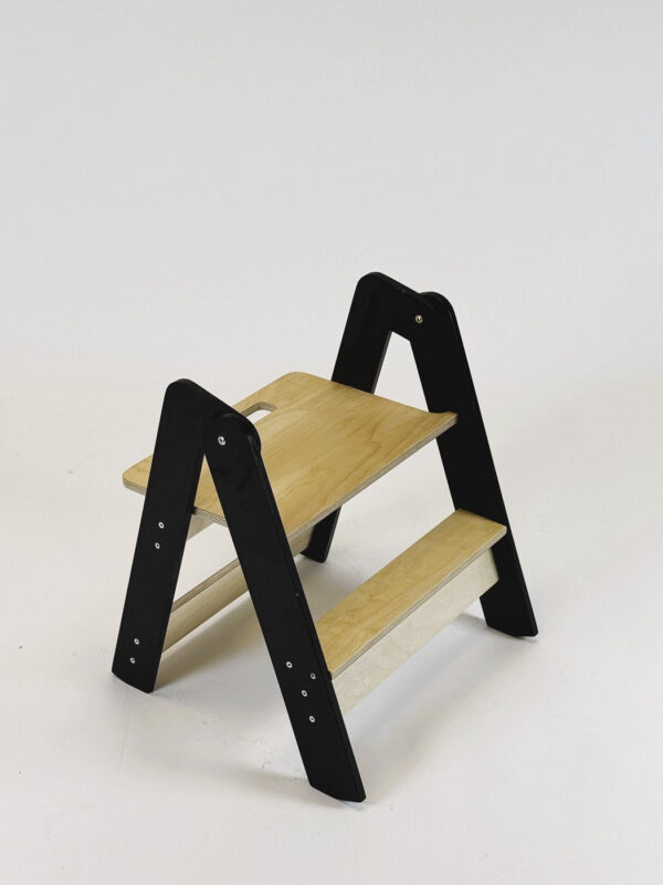 Space-Saving Kids’ Step Stool