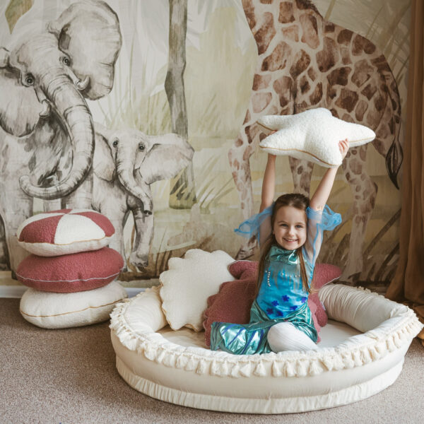 Bouclé Seashell & Starfish Cushions – Ecru, Set of 2
