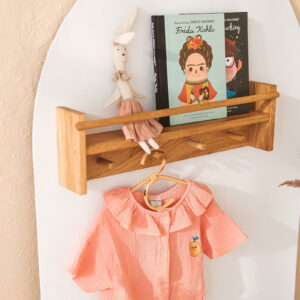 Solid Oak Kids Bookshelf with Rail & 4 Hooks – 58.5 cm