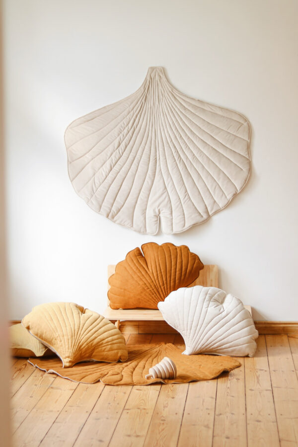 Ginkgo Leaf Playmat – Cream Velvet