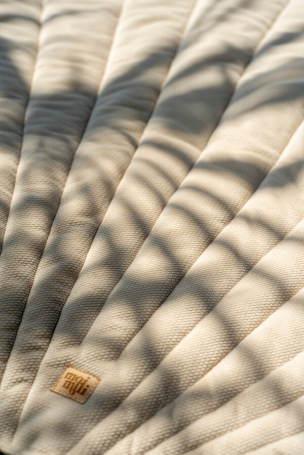 Ginkgo Leaf Velvet & Organic Cotton Playmat – Beige