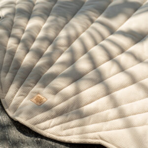 Ginkgo Leaf Velvet & Organic Cotton Playmat – Beige
