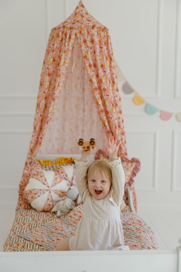 Organic Cotton Bed Canopy – Spring Garden