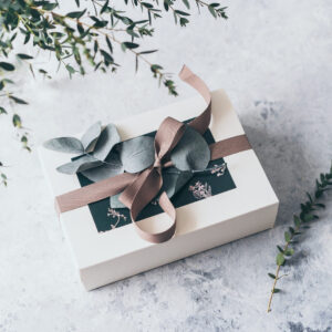 “Piece of Heaven” Gift Box – 4 Natural Body Scrubs