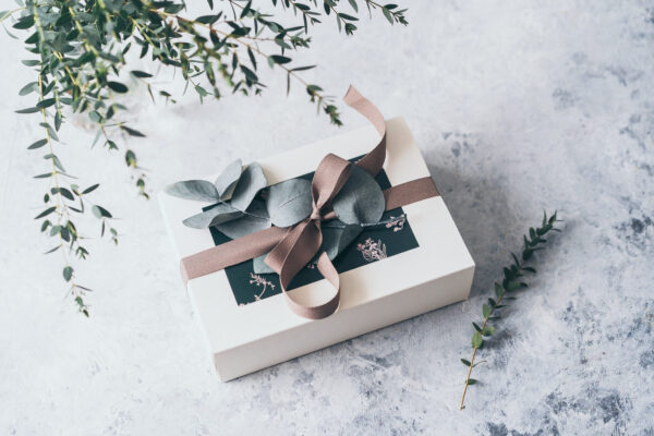 “Piece of Heaven” Gift Box – 4 Natural Body Scrubs